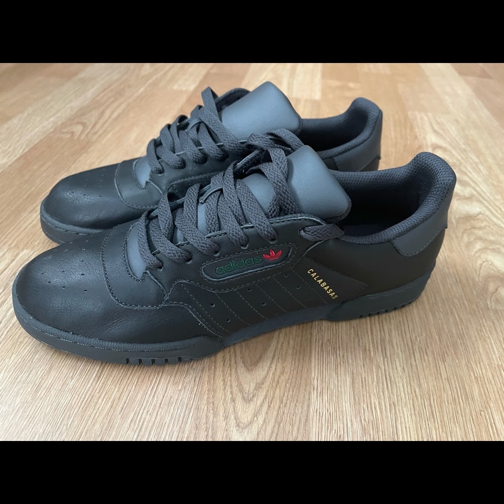 Adidas Powerphase (Black)(Size 10)